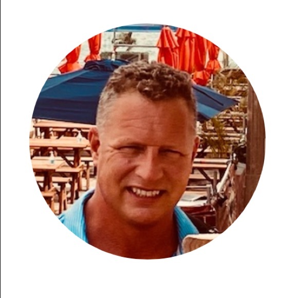 Meet your Posher, J - Picture 1 of 2